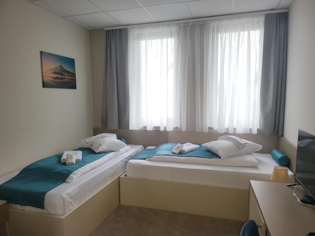 Garni Hotel Imperium Суботица Экстерьер фото