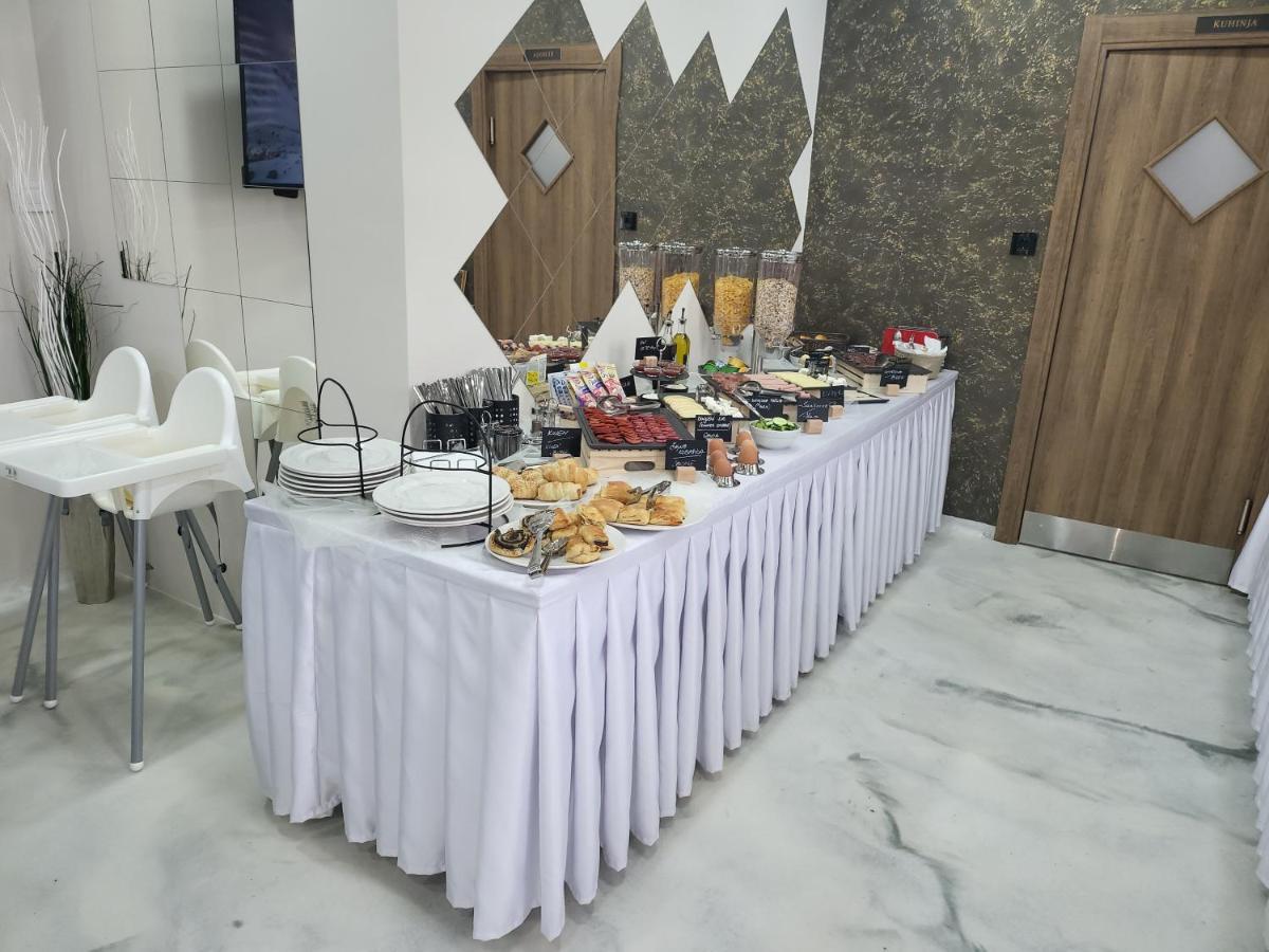 Garni Hotel Imperium Суботица Экстерьер фото
